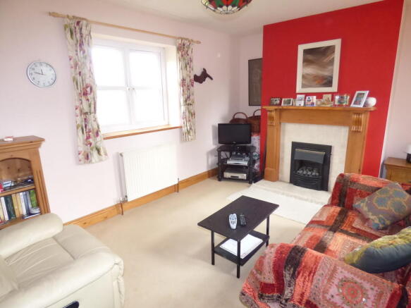 Cottage Sitting R...