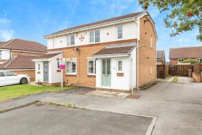 43, Providence Green, Pontefract WF8 1ST