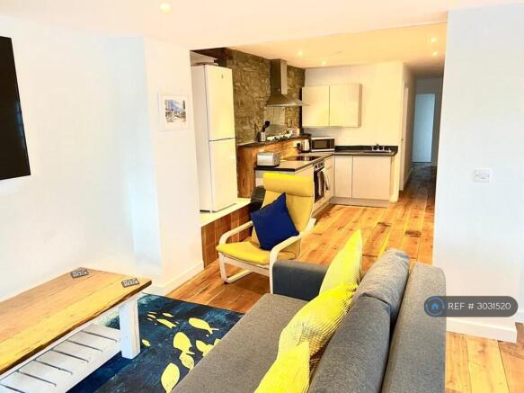 Living & Kitchen