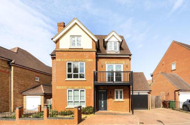 Davidson Frost-Wellings, DFW, Chandos Court, Stanm