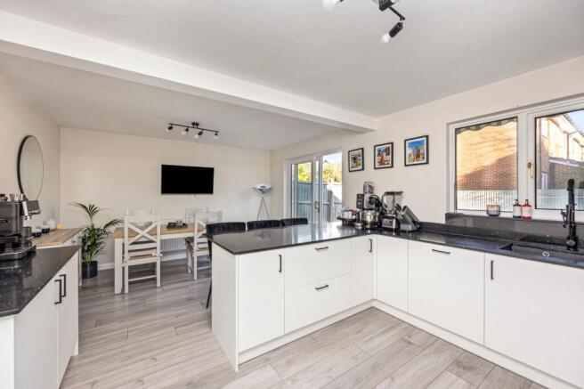 Kitchen / Dining Room