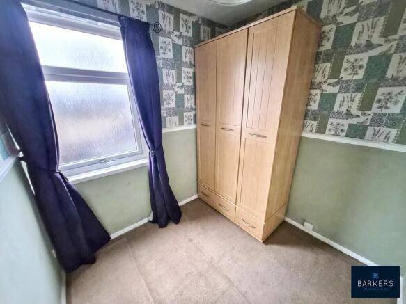 2 bed Terraced to rent Image 8