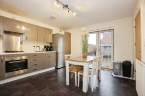 10, Lesnes Close, Daventry NN11 2PL