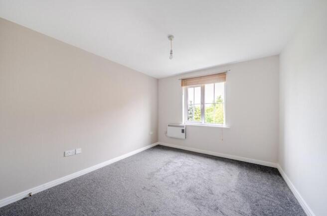 2 bed Flat to rent Image 6
