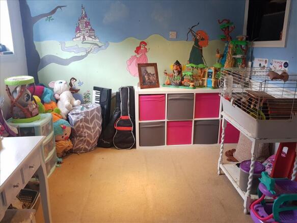 STUDY /PLAYROOM
