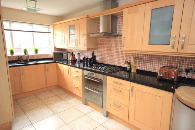 BREAKFAST KITCHEN