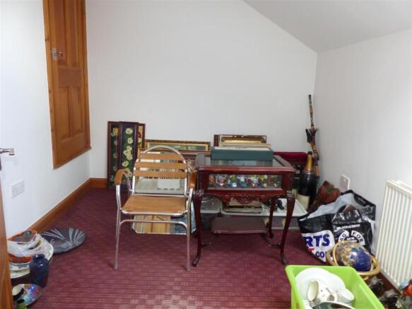 BEDROOM FIVE.JPG