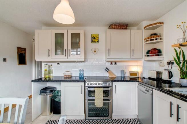 Beckgrove Close, Pengam Green, HernCrabtree (14).j