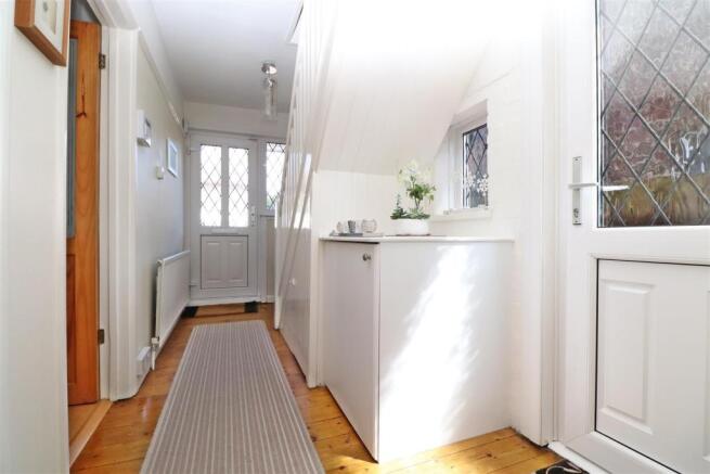 Hallway 2.JPG