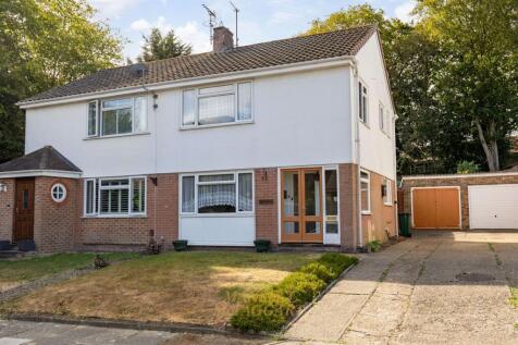 Filbert Crescent, Crawley, RH11