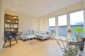 36, 36 Cubitt Apartments, Chatfield Road, London SW11 3SE