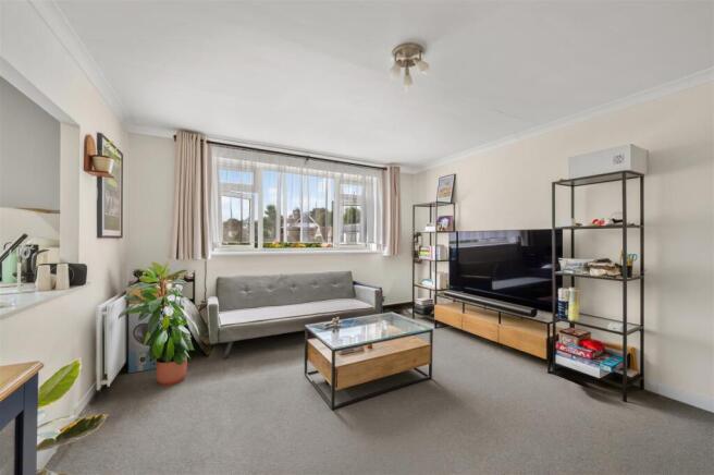Flat 6, Malclom Lodge,-4.jpg