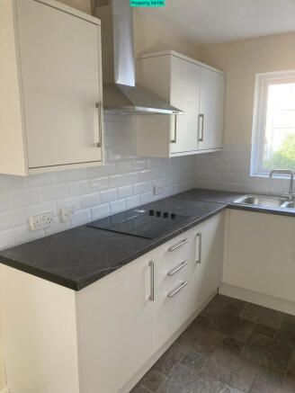 U shaped kitchen