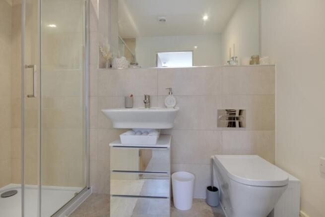 Master Ensuite