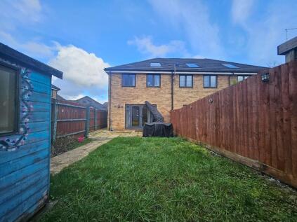 Henry Close, Welwyn Garden City, Hertfordshire, AL7