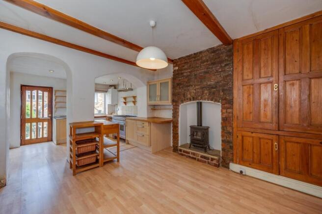 3 bed Terraced for sale Image 6