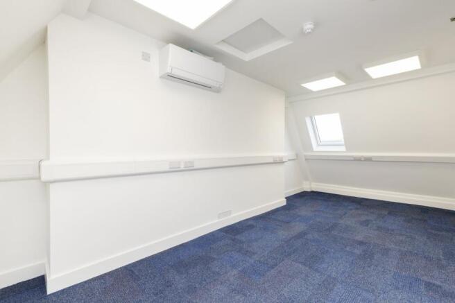 303A Whitechapel Road 2.jpg