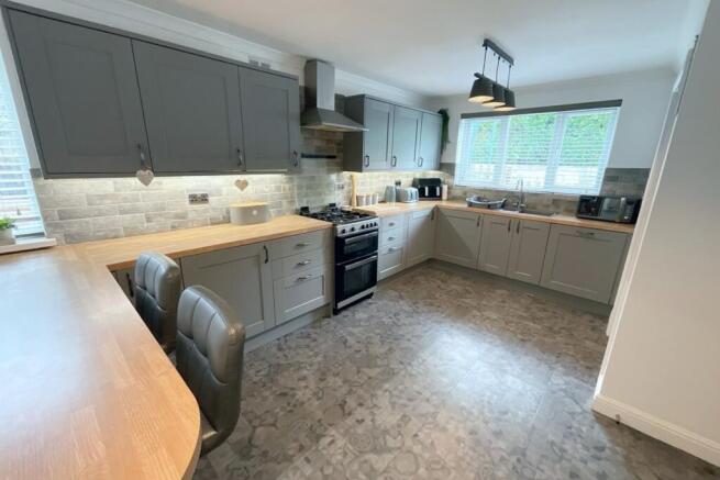 Kitchen/dining room