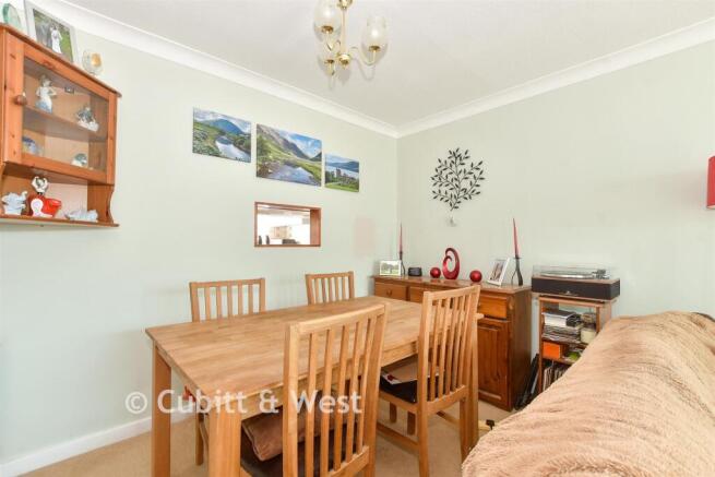 Lounge/Dining Room,