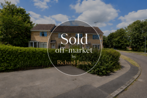 52, Knowlands, Highworth, Swindon SN6 7NB