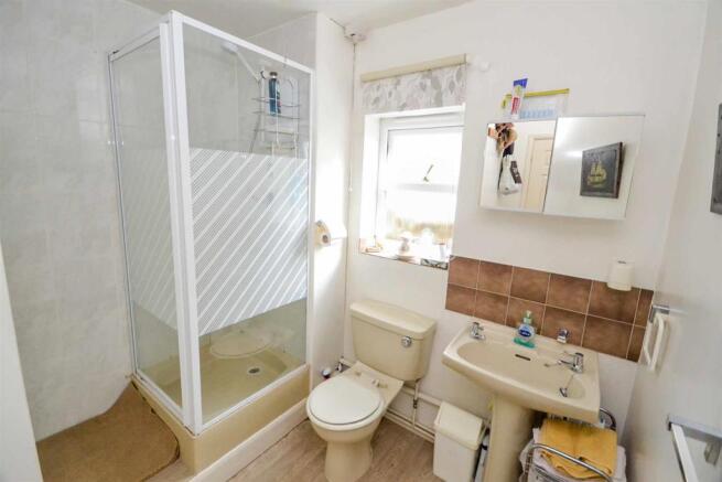 Shower Room.JPG