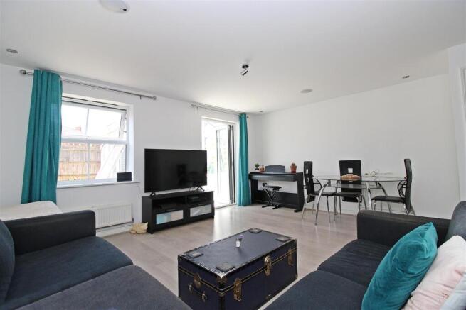 Living / Dining Room