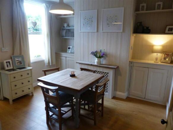 DINING ROOM VIEW 2