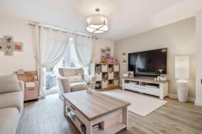4, Charlie Brown Road, Burghfield Common, Reading RG7 3FB