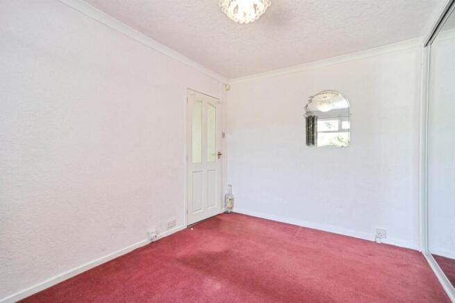 2 bed Semi-Detached Bungalow for sale Image 7