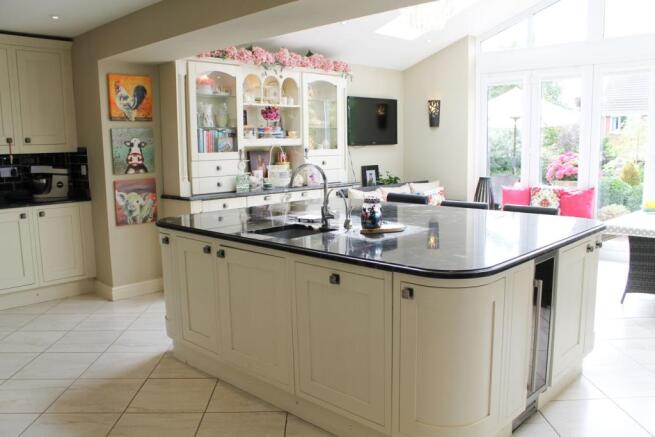 Kitchen/Breakfast