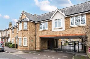 Flat 3, 55 Thames Walk, Manor Road, Walton-on-thames KT12 2DL