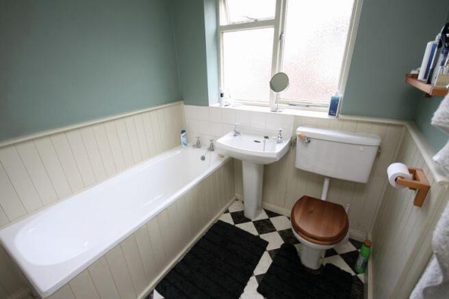 Bathroom / WC