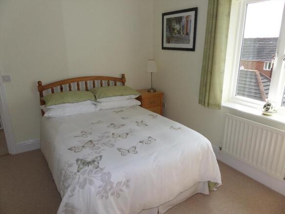 BEDROOM 2