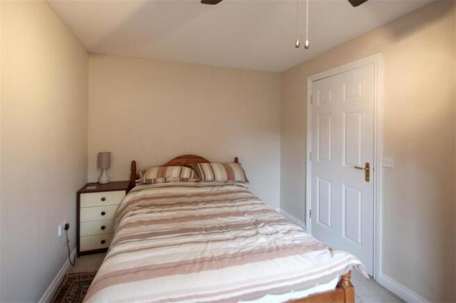 3 bed Terraced for sale Image 10