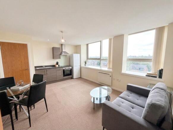 Kitchen / Living Room