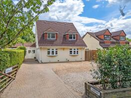 Oakhurst, Loughton Lane, Theydon Bois, Epping CM16 7JZ