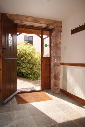 Door to side garden