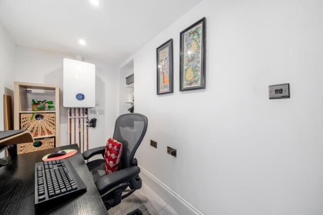 1410734-12-698ce2...