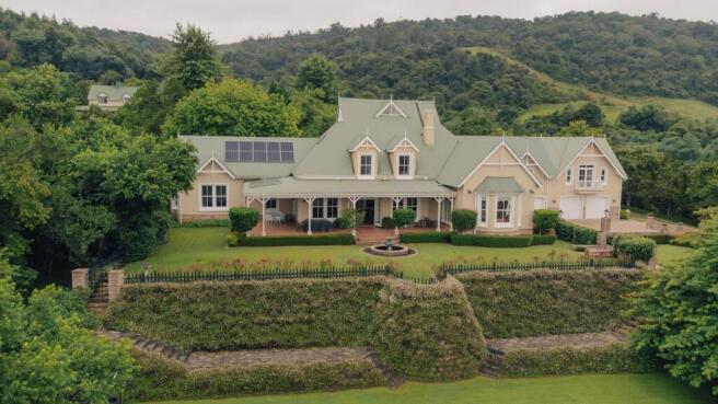 What a Stunning Setting !