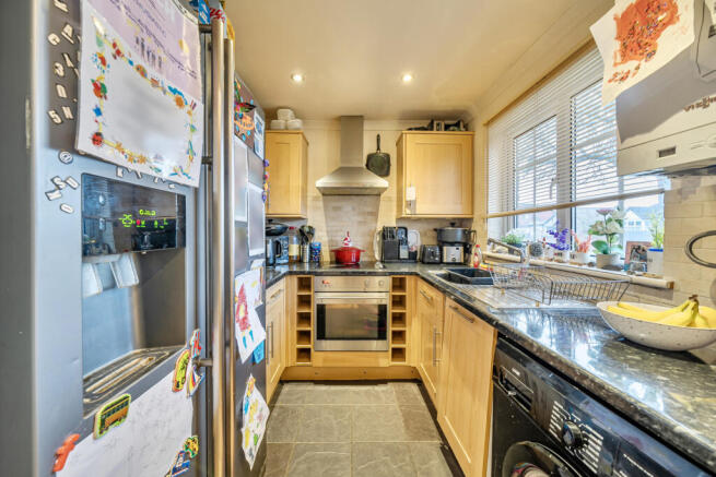 1417058-1-6997313...