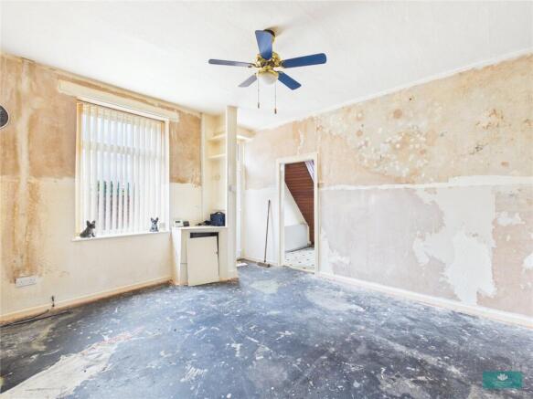 2 bed Terraced for sale Image 6