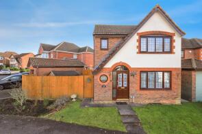 8, St Boswells Close, Hailsham BN27 3WB