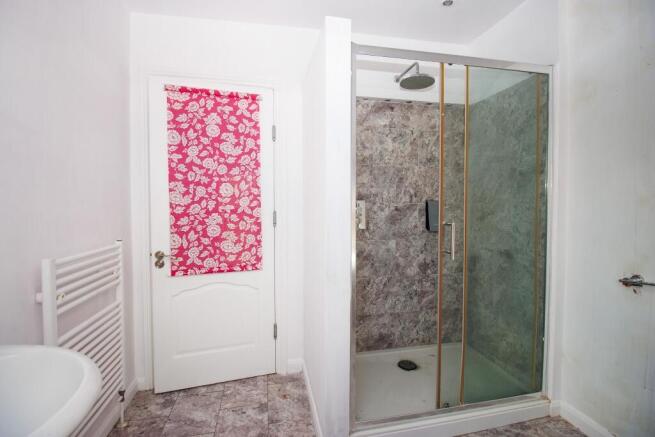 3 bed Maisonette for sale Image 8