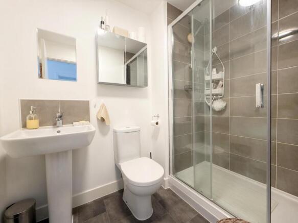 3 bed Semi-Detached for sale Image 9