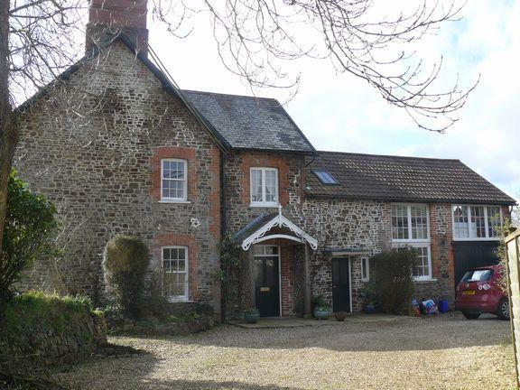 Victoria House