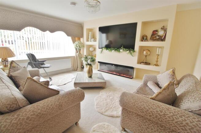 SITTING ROOM