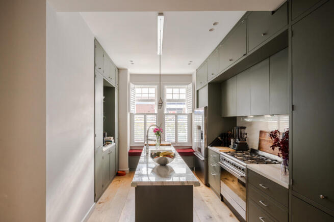 327513 - 124 St Dunstans Road-10.jpeg