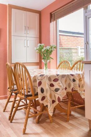 19 Holme Riggs...