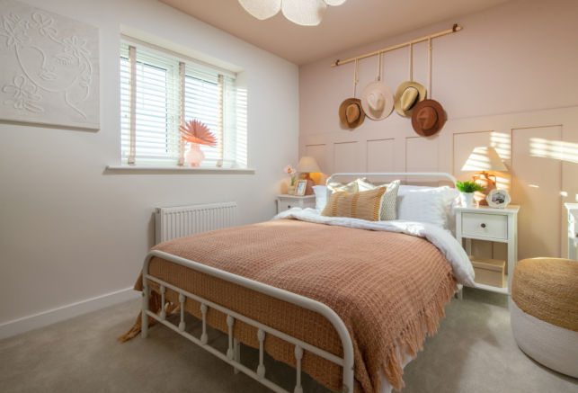 Willow-Bedroom2