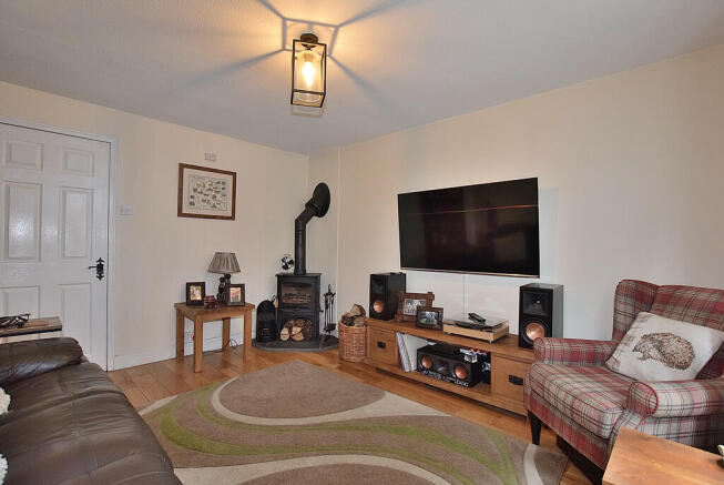 living room alt_0...